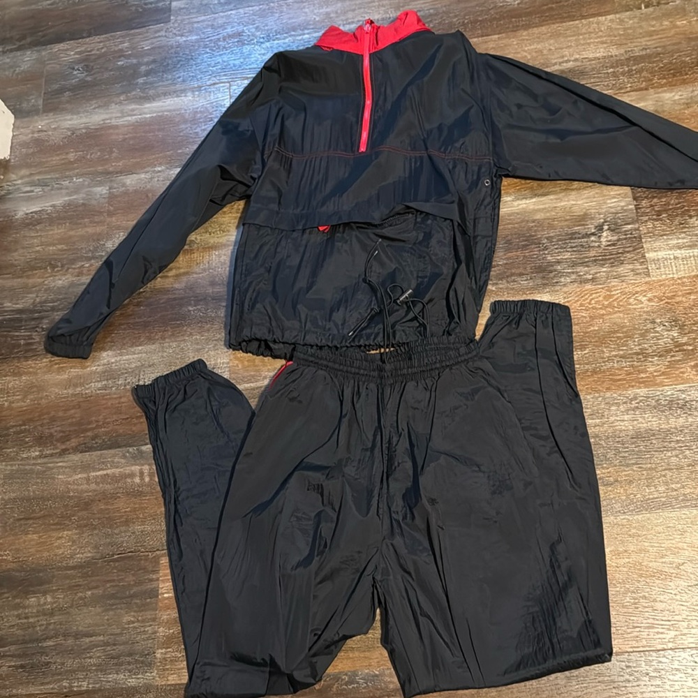 Men’s 2pc Tracksuit Sz L